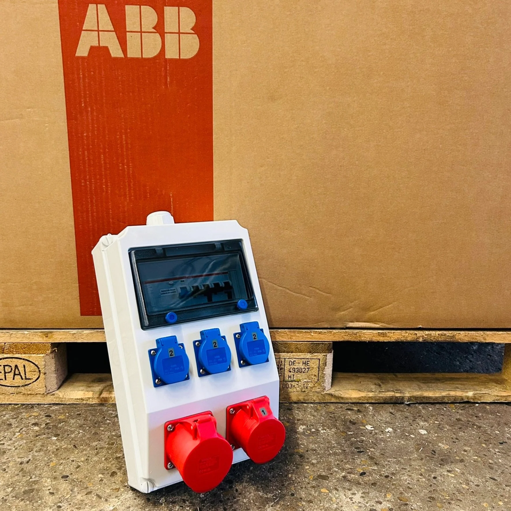 SANOS Wandverteiler ABB/PCE - 1x CEE 32A 1x CEE 16A und 3x Schukodosen mit FI | SAN037 - Image 7